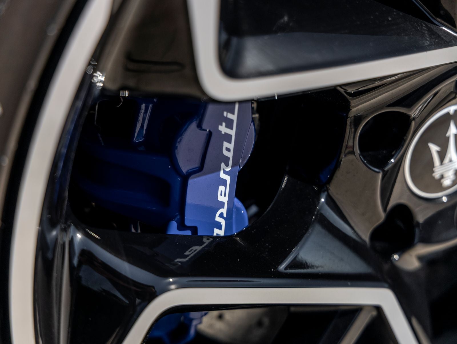 2022 Maserati MC20 