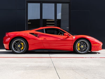 2017 Ferrari 488 GTB Base
