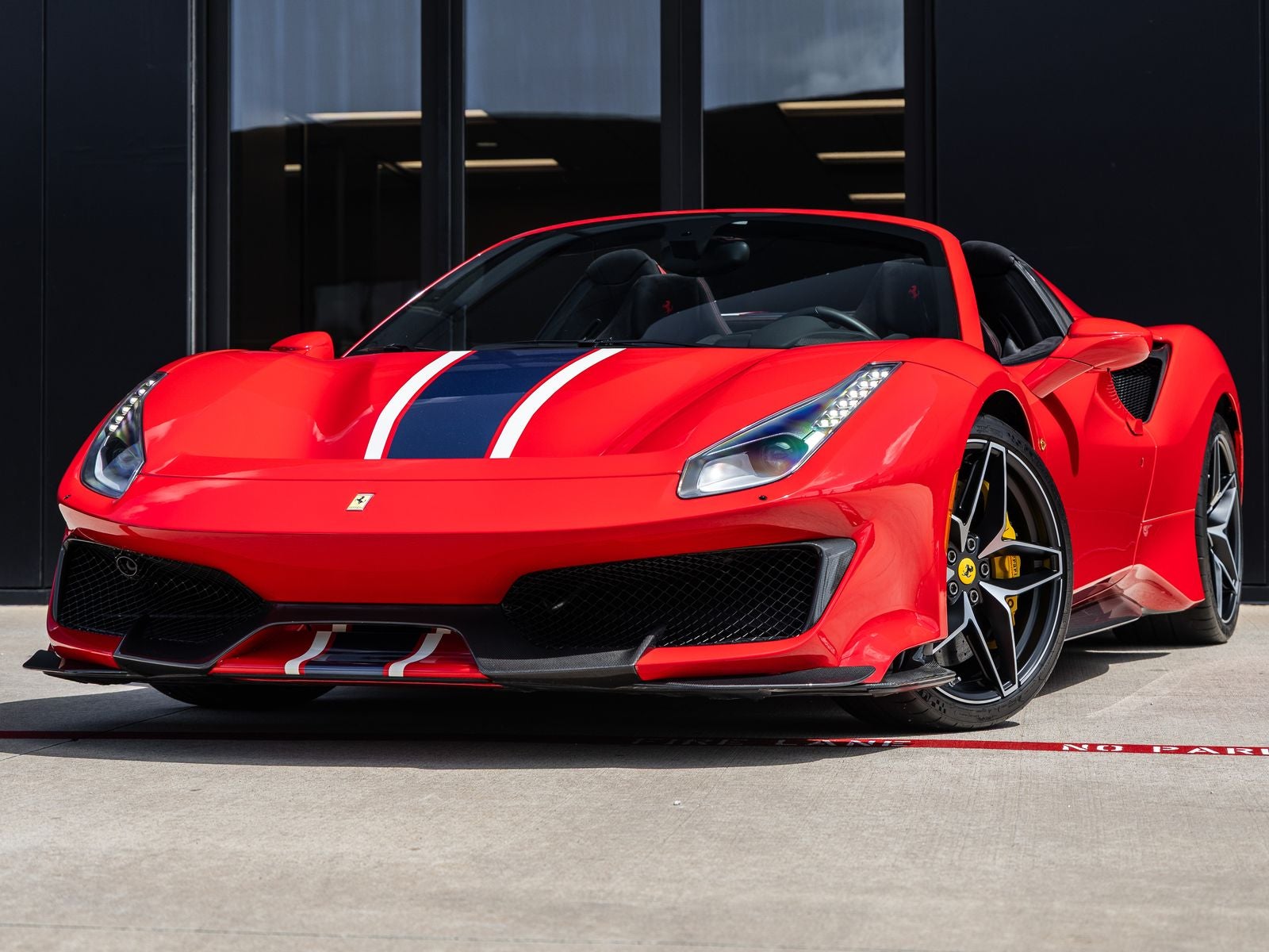2020 Ferrari 488 Pista Base