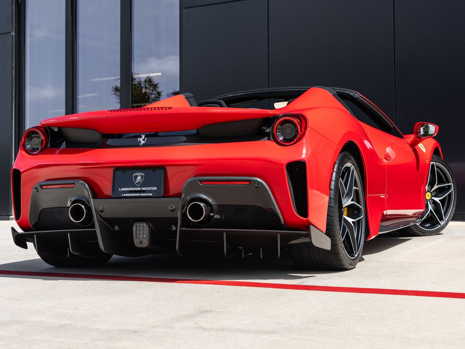 2020 Ferrari 488 Pista Base