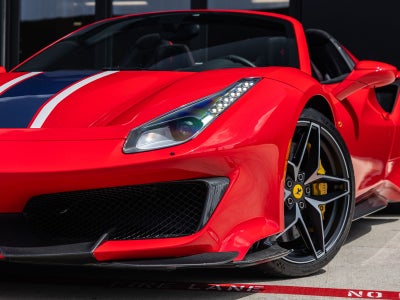 2020 Ferrari 488 Pista Base