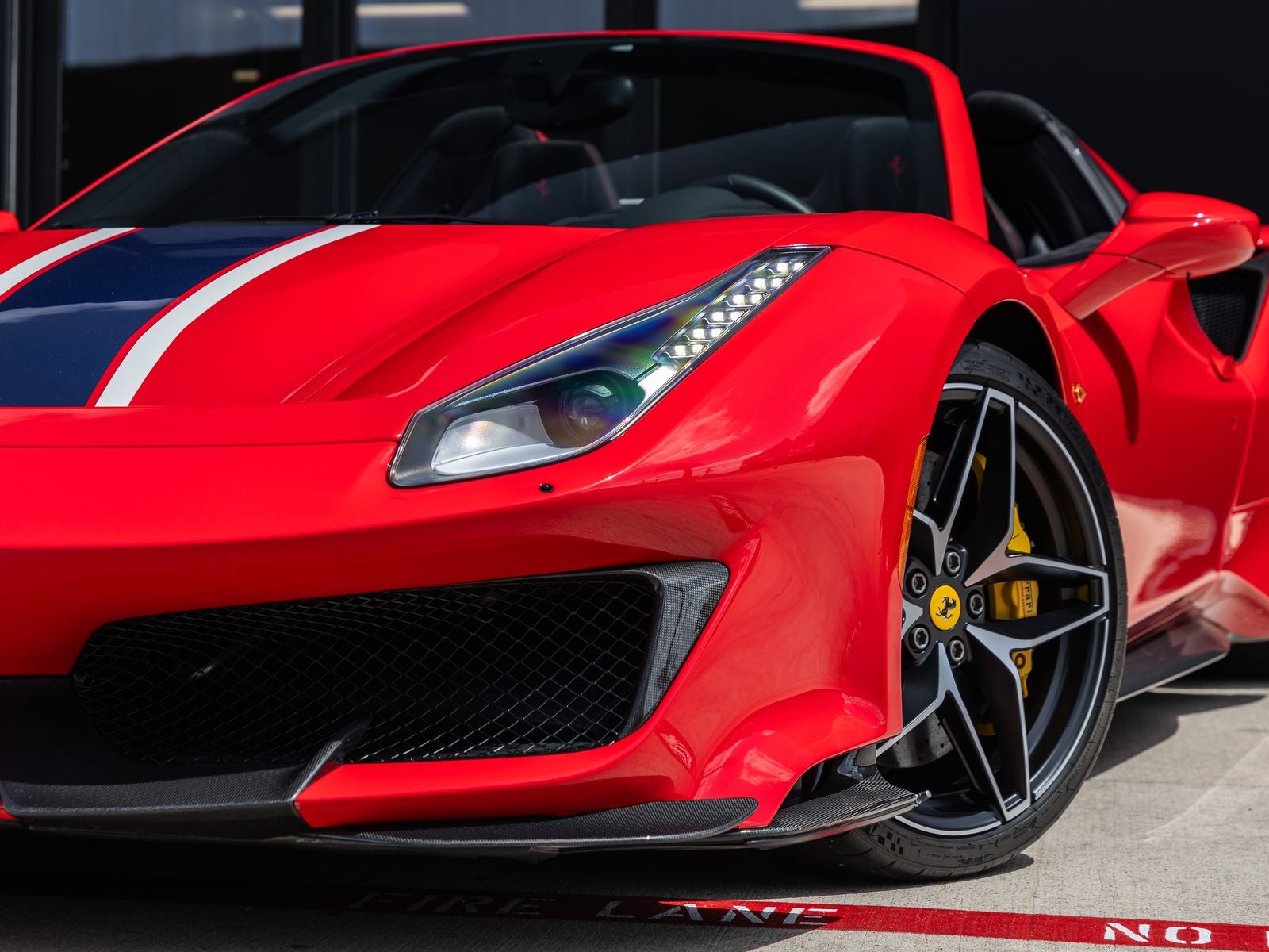 2020 Ferrari 488 Pista Base