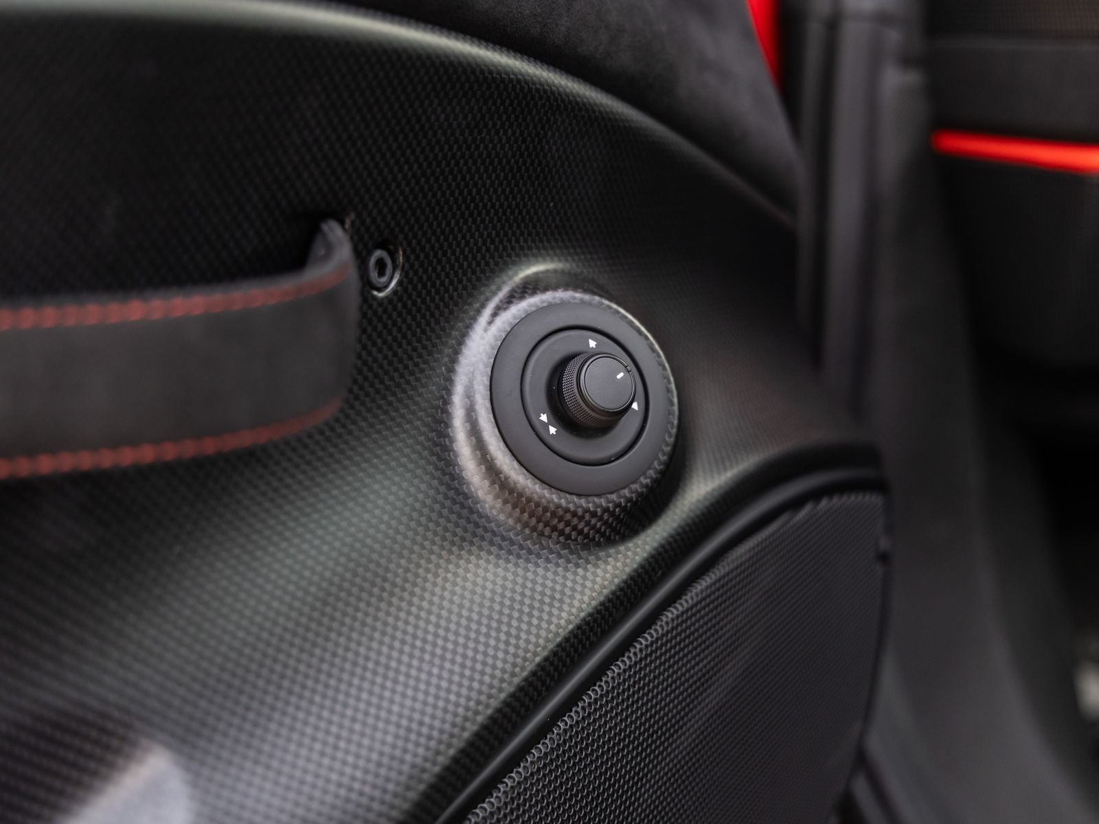 2020 Ferrari 488 Pista Base