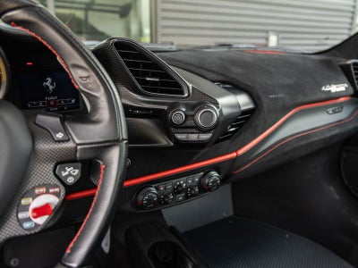 2020 Ferrari 488 Pista Base