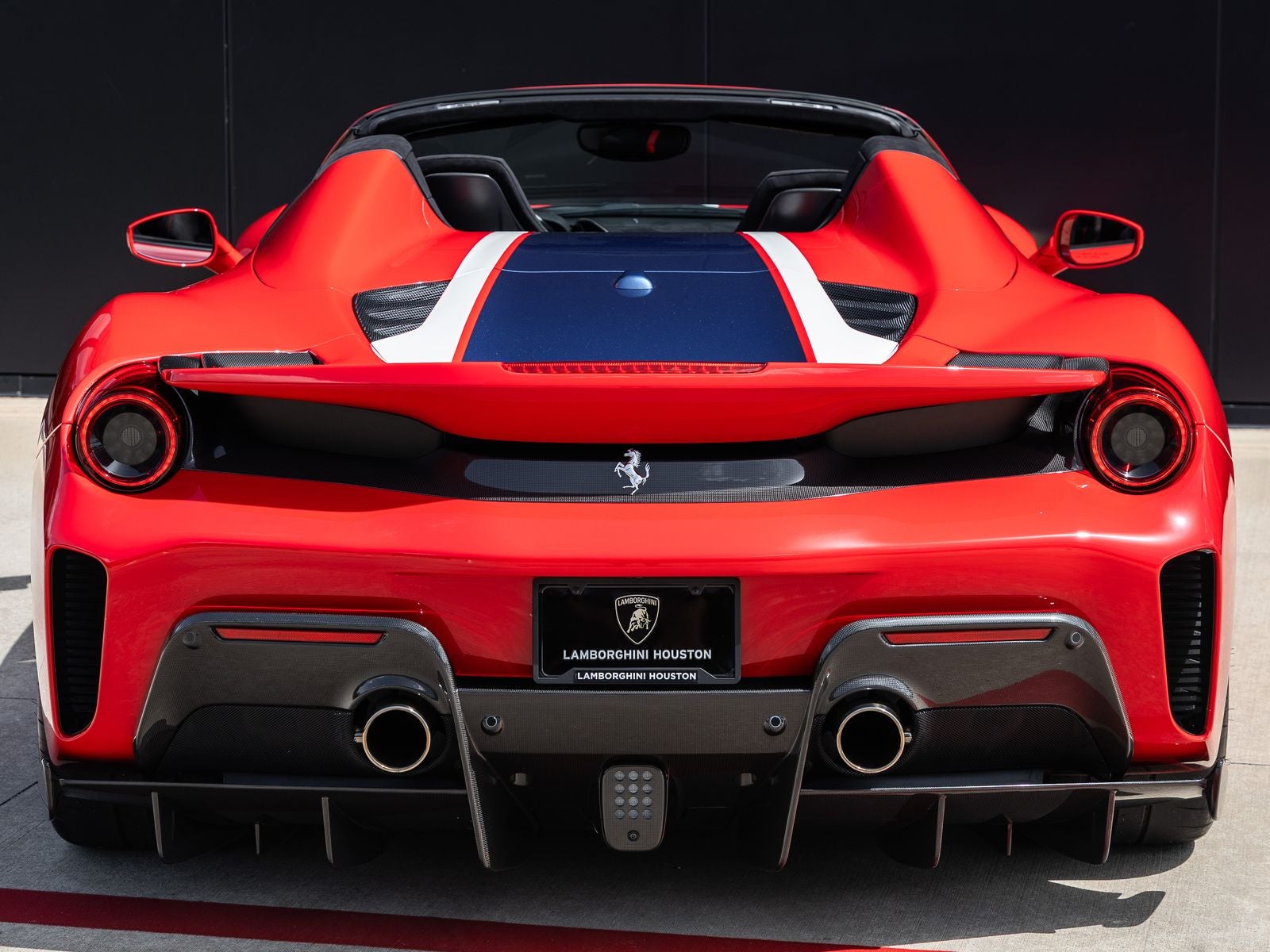 2020 Ferrari 488 Pista Base