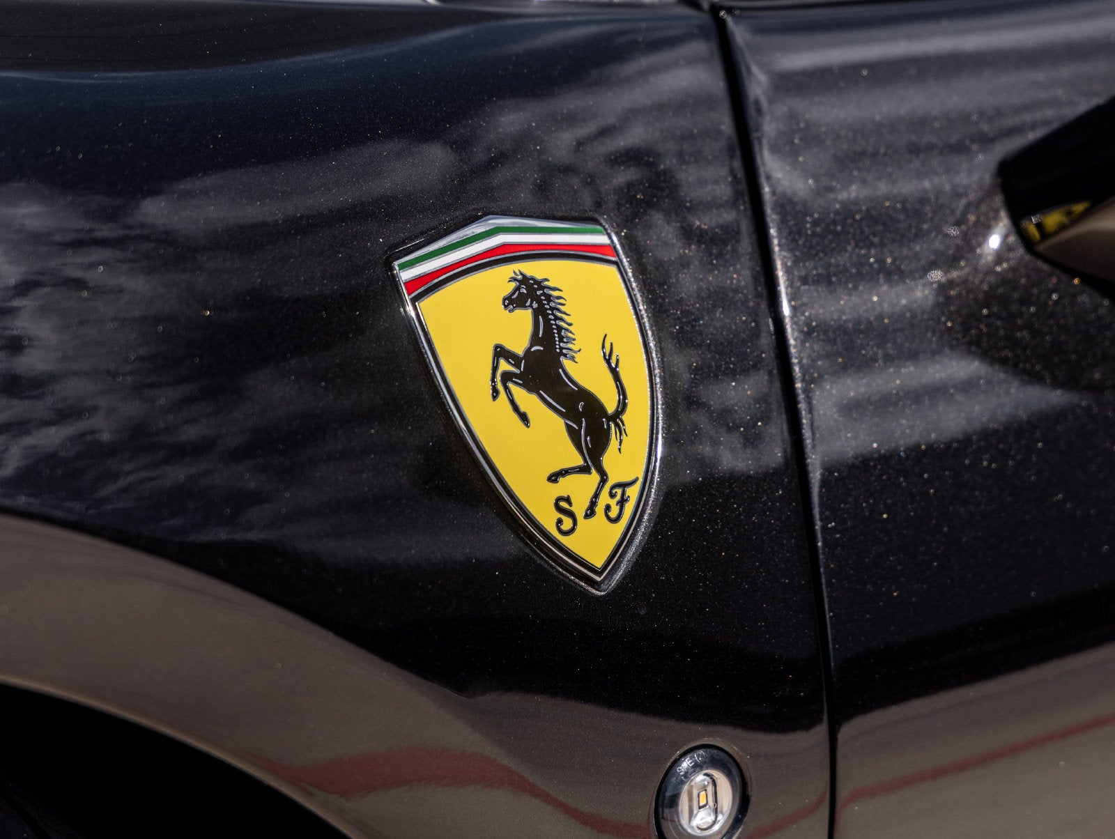 2023 Ferrari F8 Spider Base