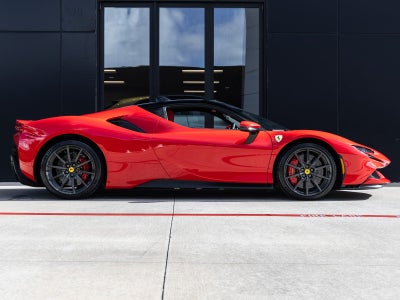 2022 Ferrari SF90 Stradale Base