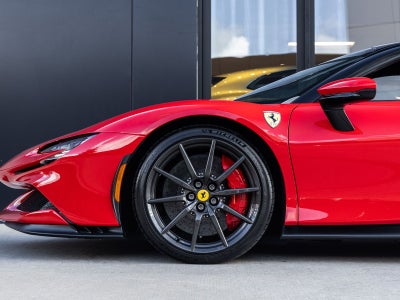 2022 Ferrari SF90 Stradale Base