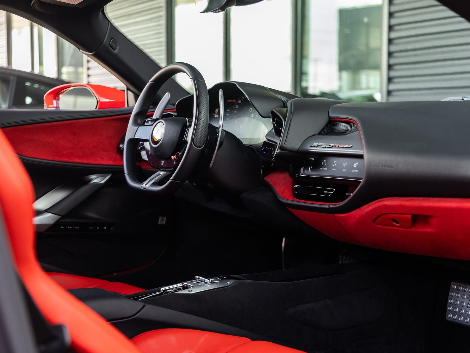 2022 Ferrari SF90 Stradale Base