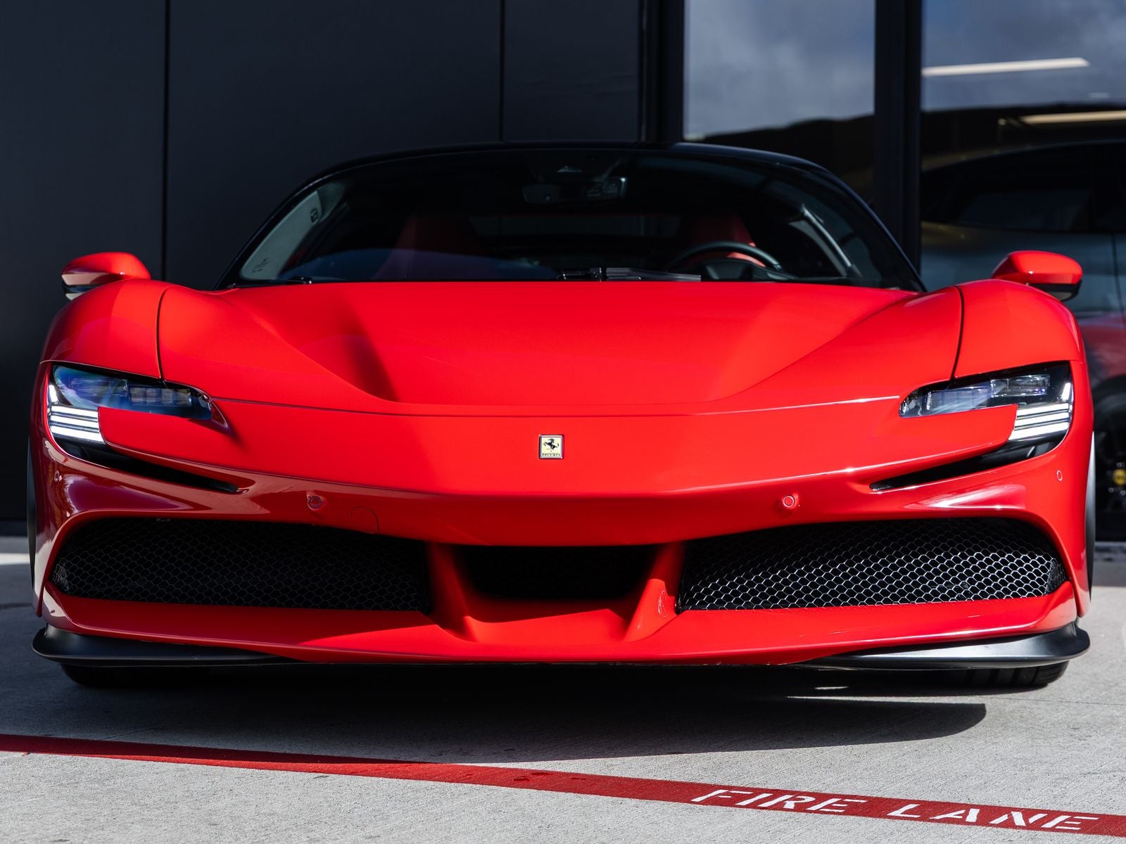 2022 Ferrari SF90 Stradale Base
