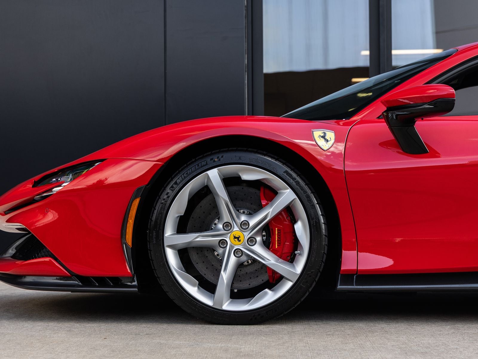 2021 Ferrari SF90 Stradale Base