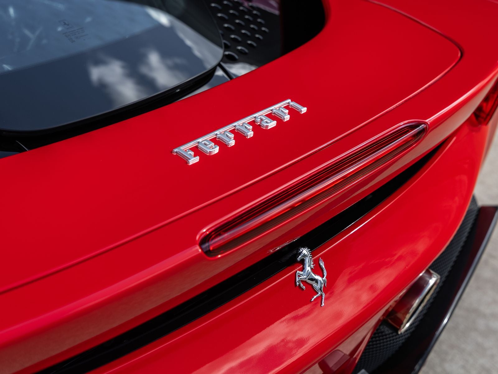 2021 Ferrari SF90 Stradale Base