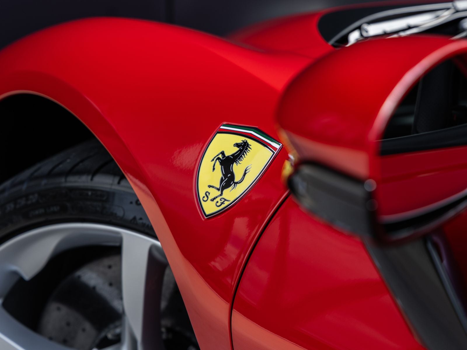 2021 Ferrari SF90 Stradale Base