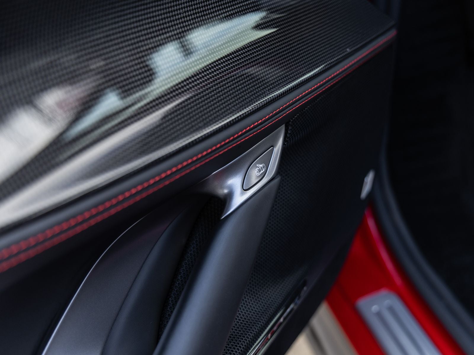 2021 Ferrari SF90 Stradale Base