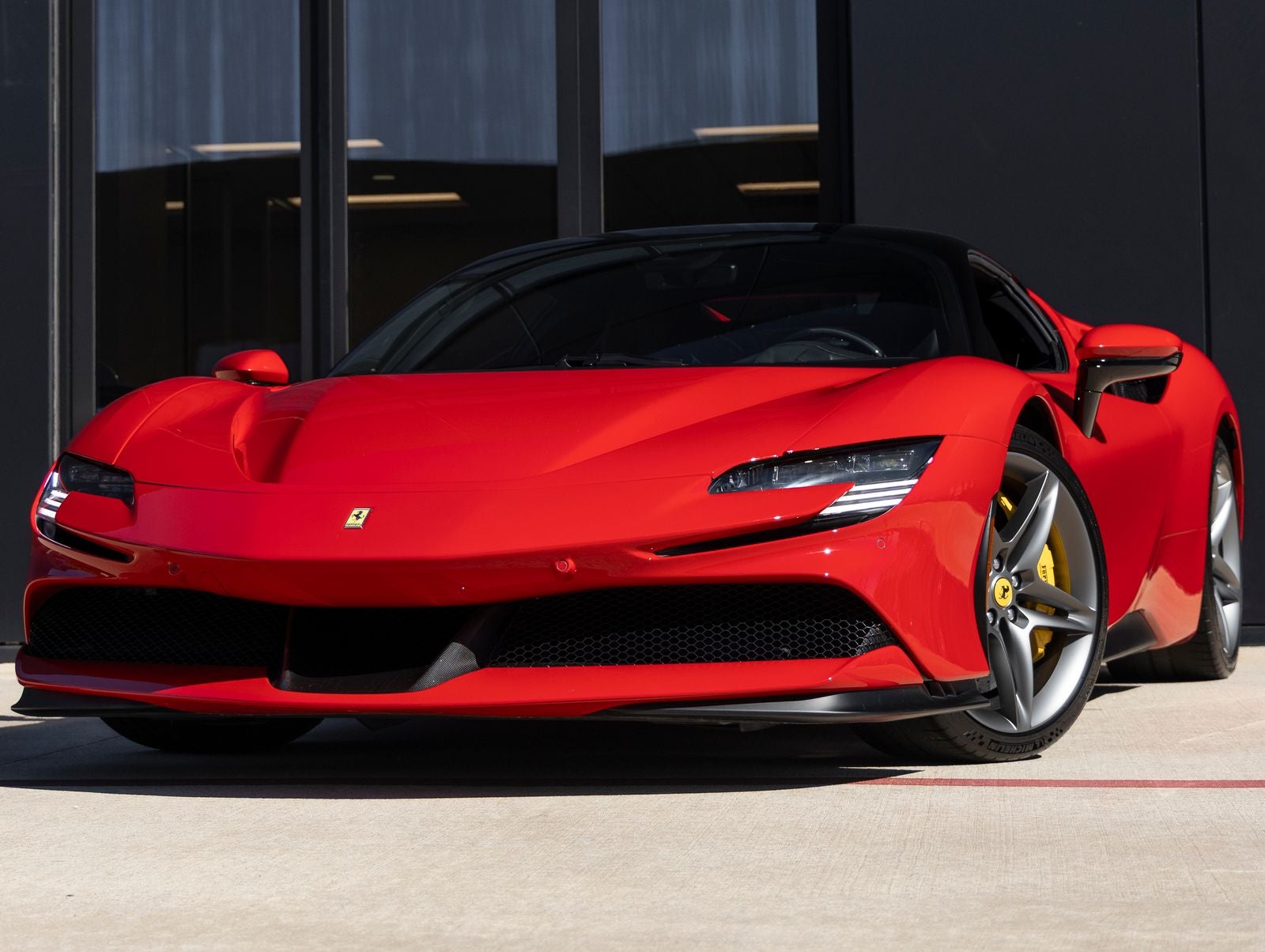 2023 Ferrari SF90 Stradale Base