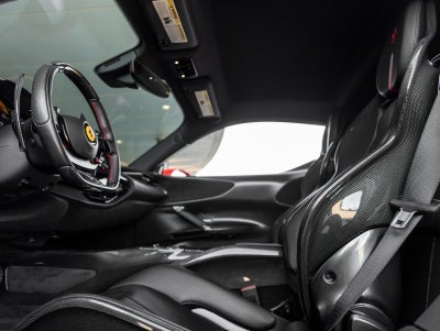 2023 Ferrari SF90 Stradale Base