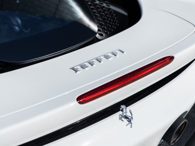 2023 Ferrari SF90 Stradale Base