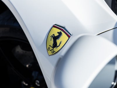 2023 Ferrari SF90 Stradale Base