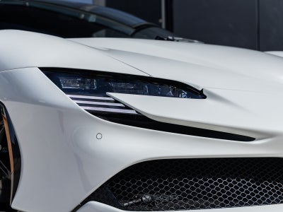 2023 Ferrari SF90 Stradale Base