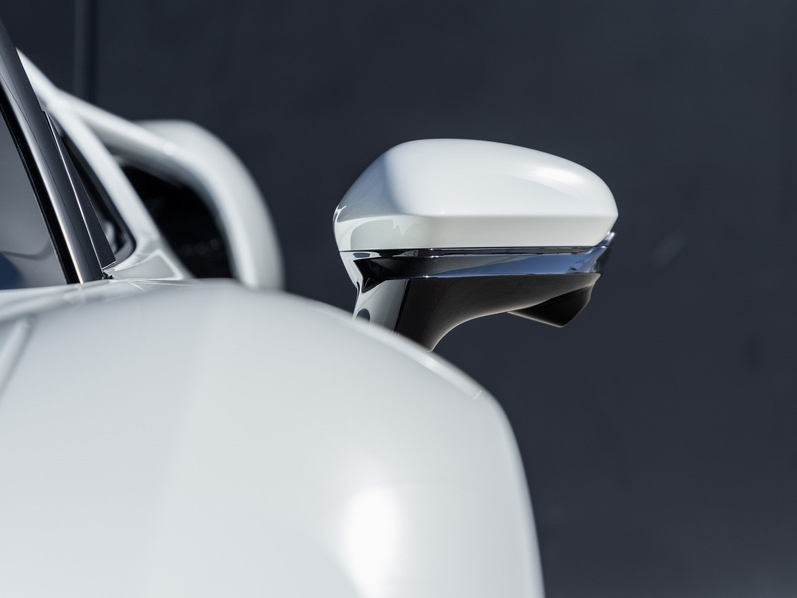 2023 Ferrari SF90 Stradale Base