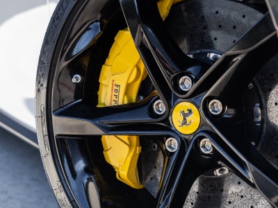 2023 Ferrari SF90 Stradale Base