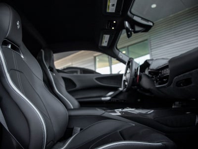 2023 Ferrari SF90 Stradale Base