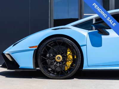 2024 Lamborghini Huracan STO Base