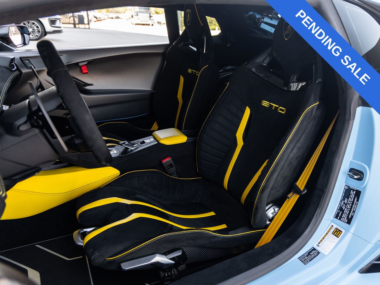 2024 Lamborghini Huracan STO Base