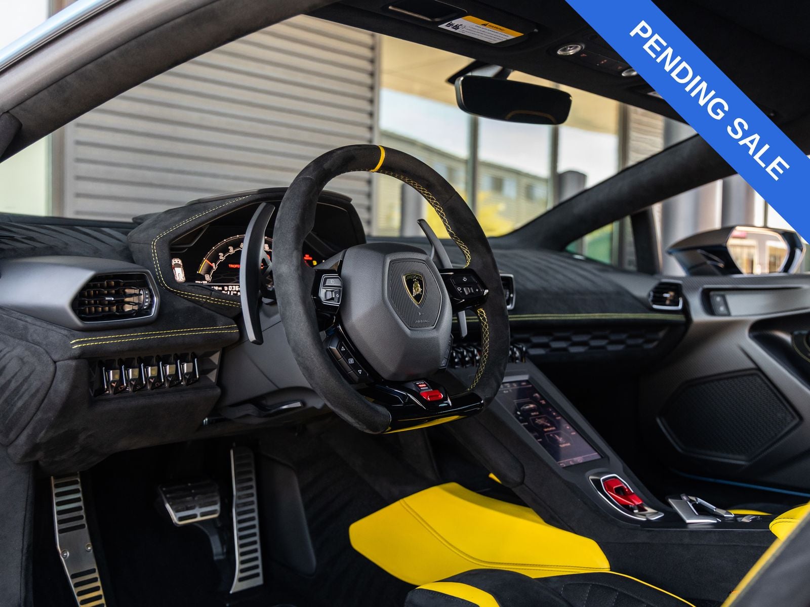 2024 Lamborghini Huracan STO Base