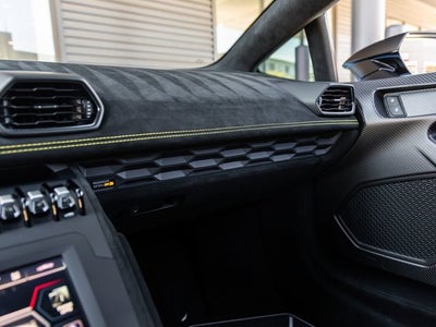 2024 Lamborghini Huracan STO Base