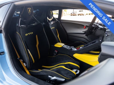 2024 Lamborghini Huracan STO Base