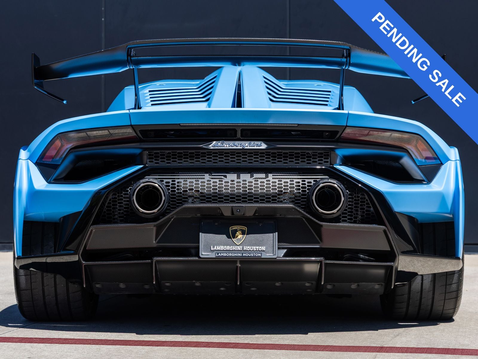 2024 Lamborghini Huracan STO Base