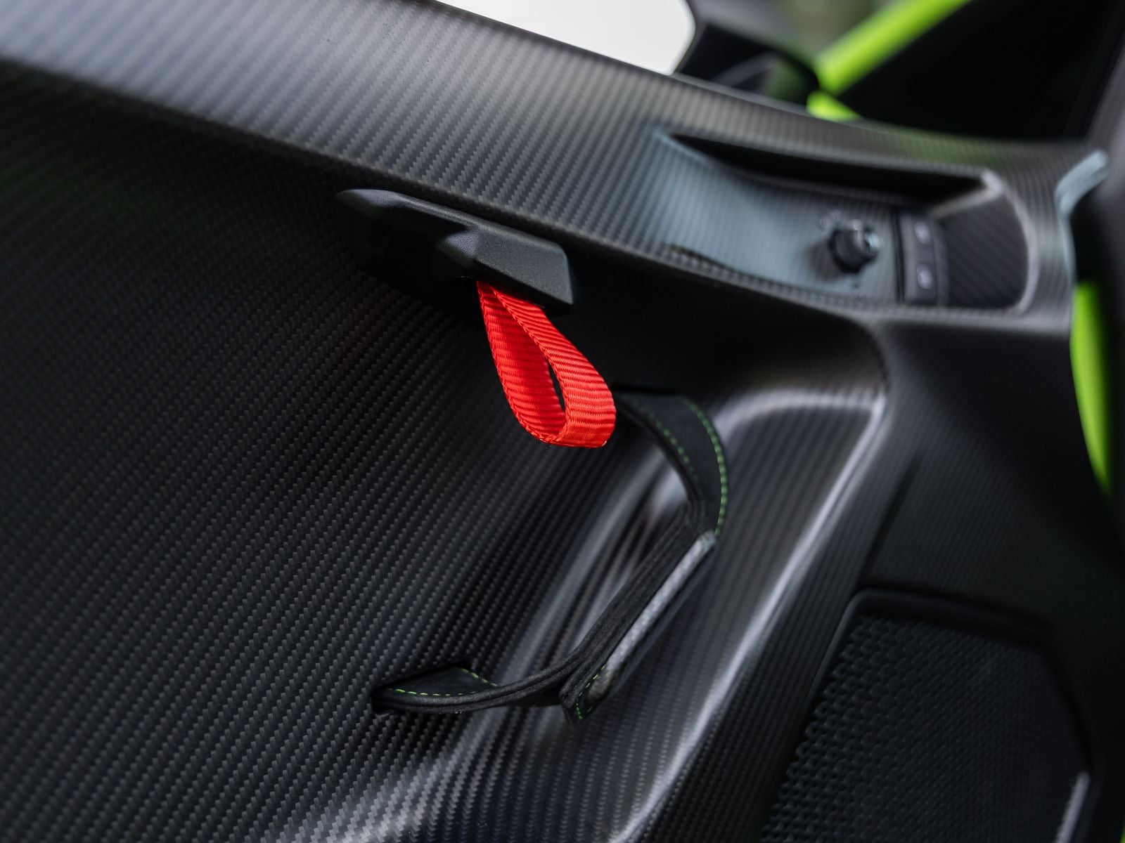 2023 Lamborghini Huracan STO Base
