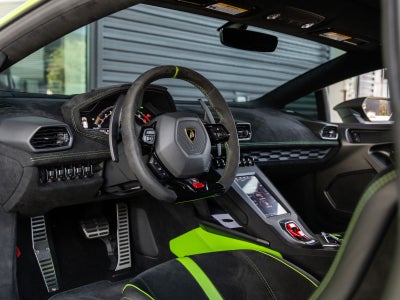 2023 Lamborghini Huracan STO Base
