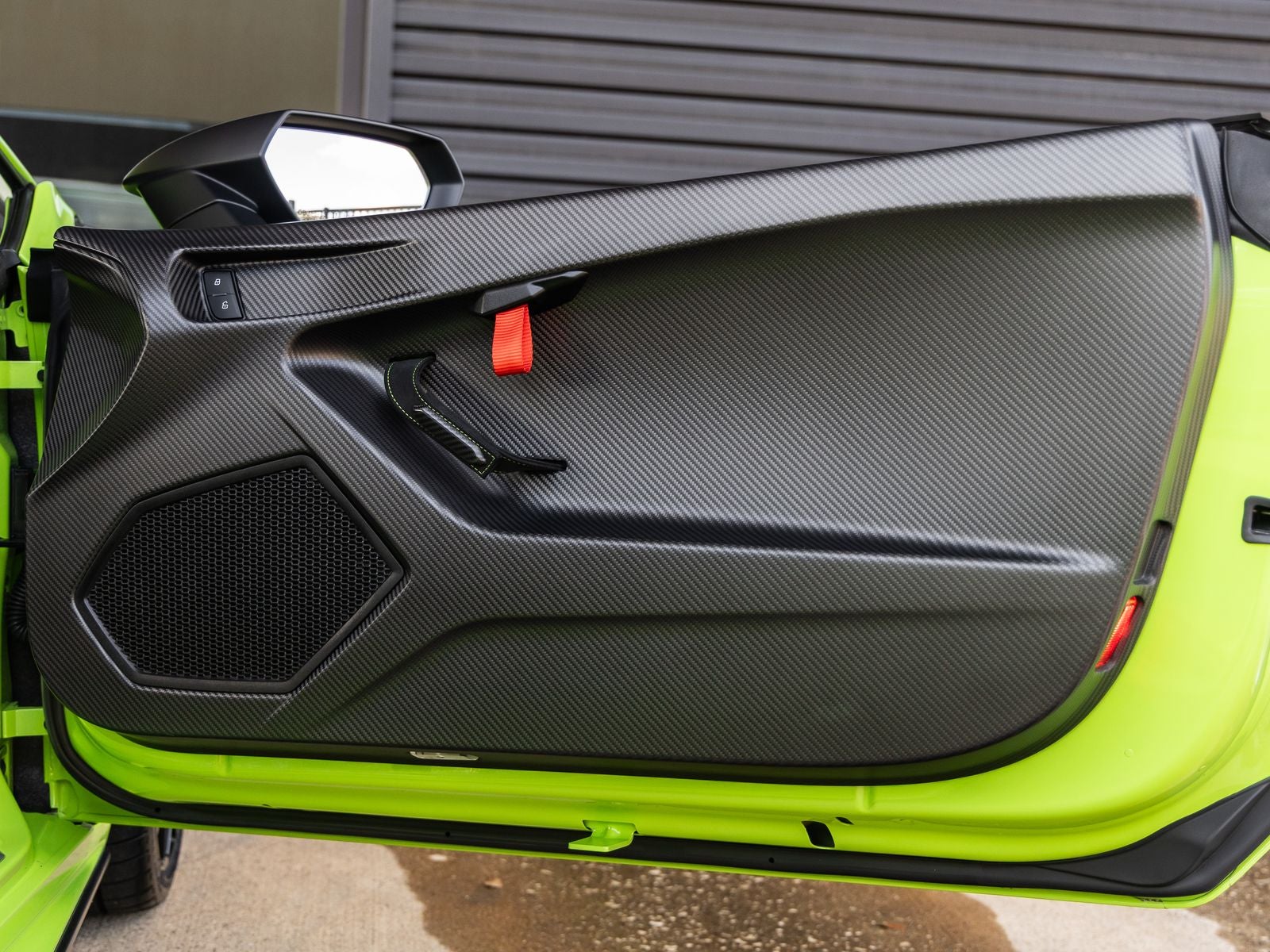 2023 Lamborghini Huracan STO Base