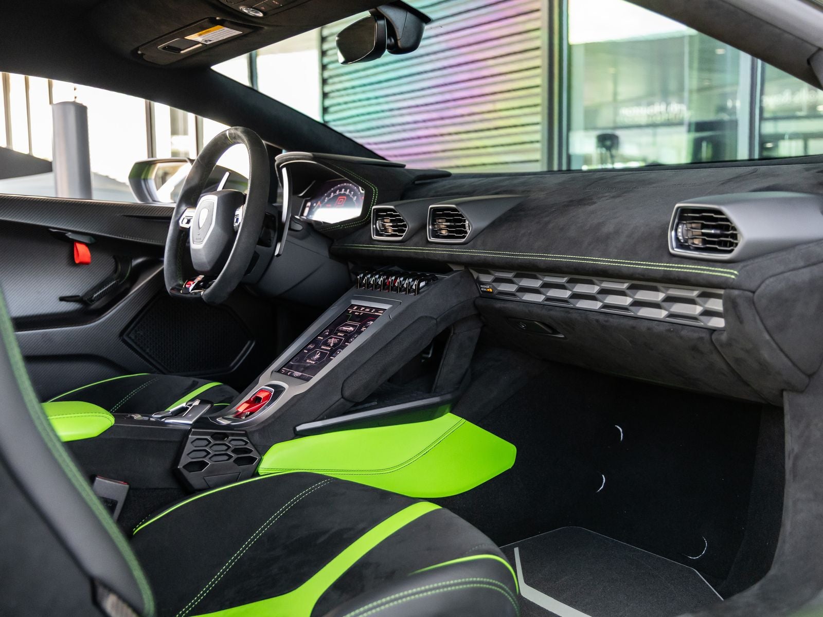 2023 Lamborghini Huracan STO Base