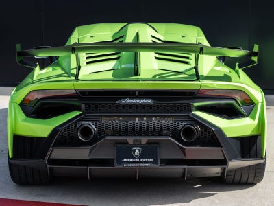 2023 Lamborghini Huracan STO Base