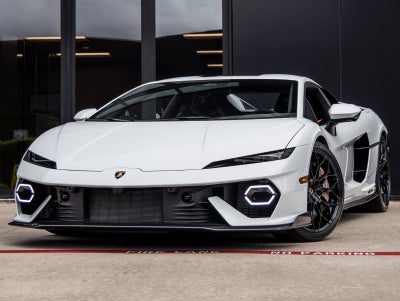 2026 Lamborghini Temerario Base