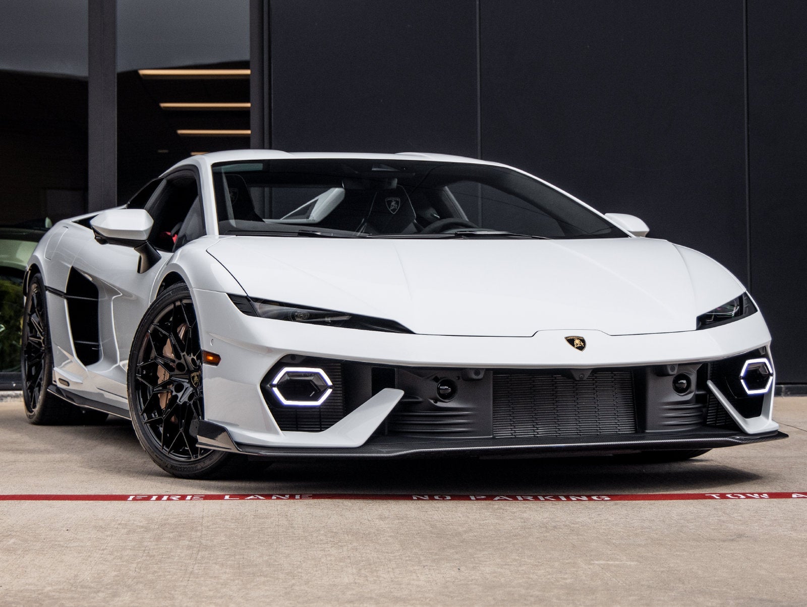 2026 Lamborghini Temerario Base