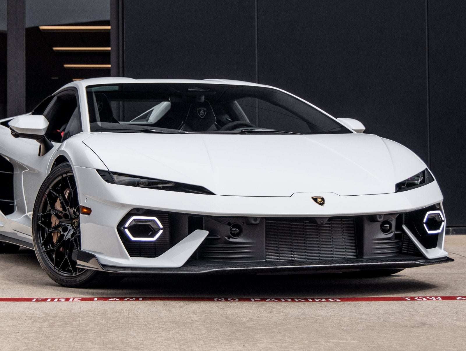 2026 Lamborghini Temerario Base