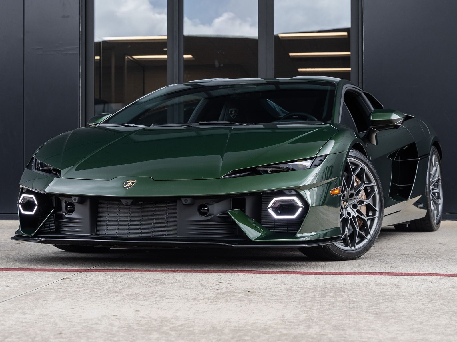 2026 Lamborghini Temerario Base