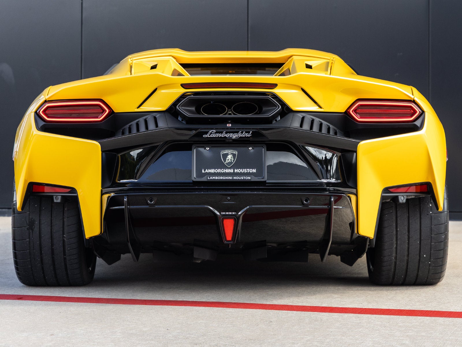 2026 Lamborghini Temerario Base
