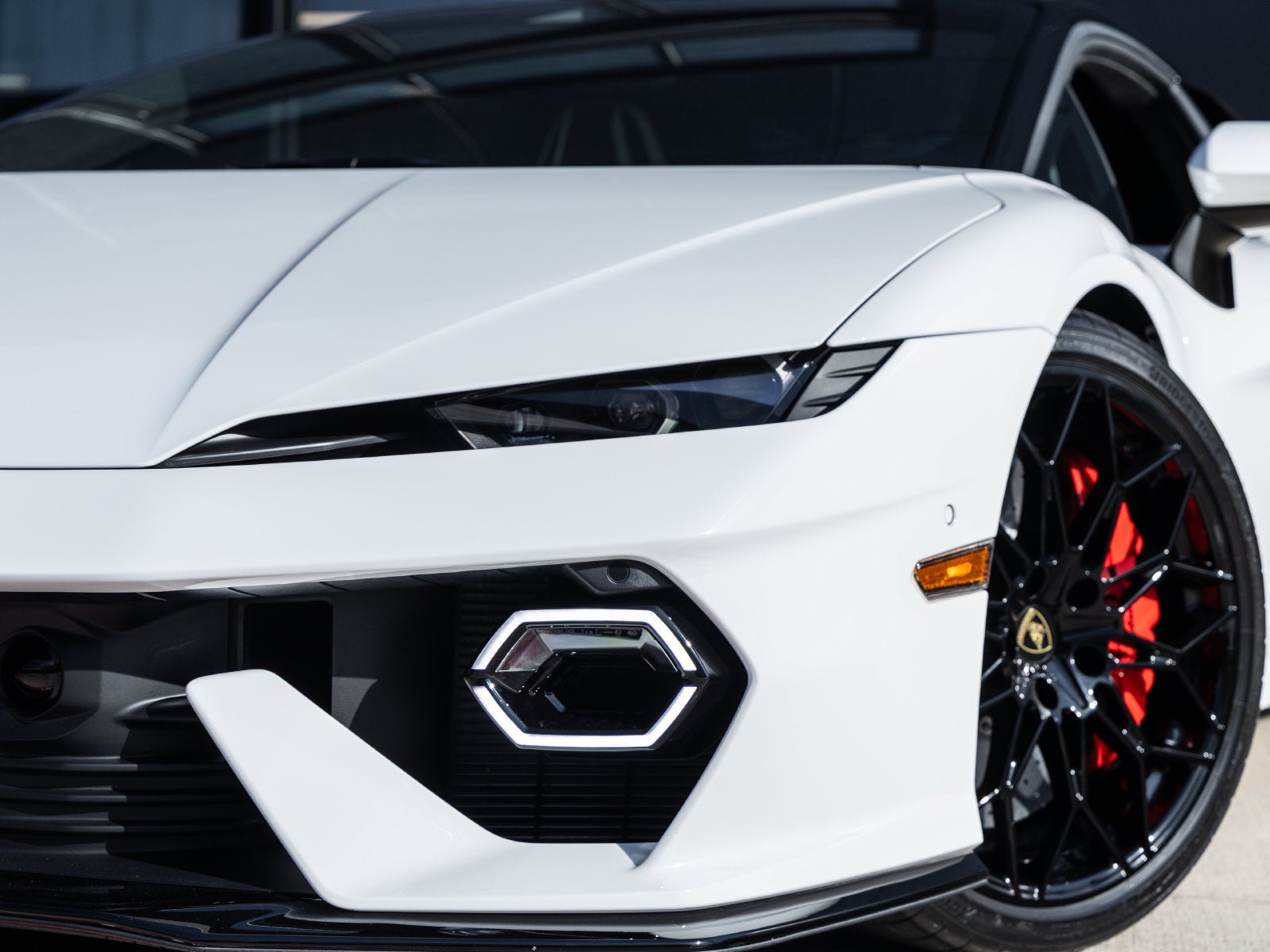 2026 Lamborghini Temerario Base