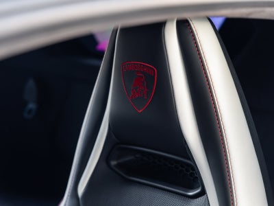 2026 Lamborghini Temerario Base