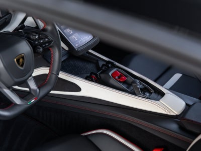2026 Lamborghini Temerario Base