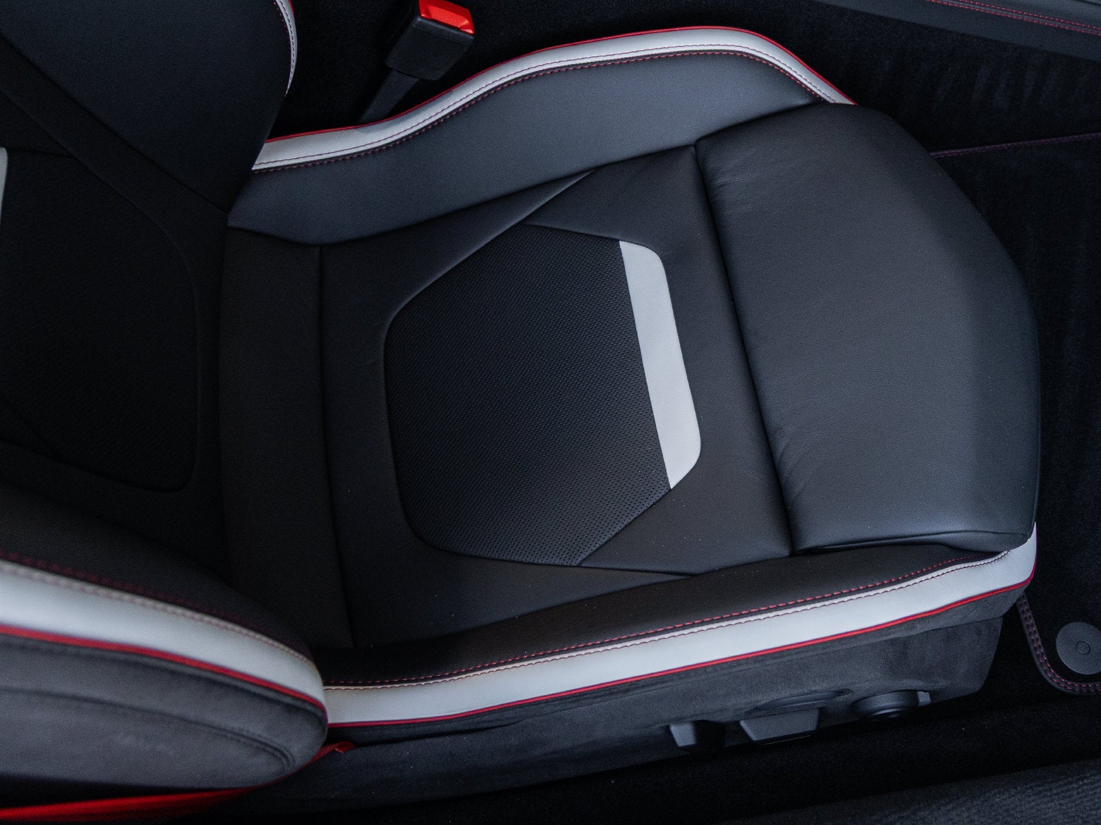 2026 Lamborghini Temerario Base