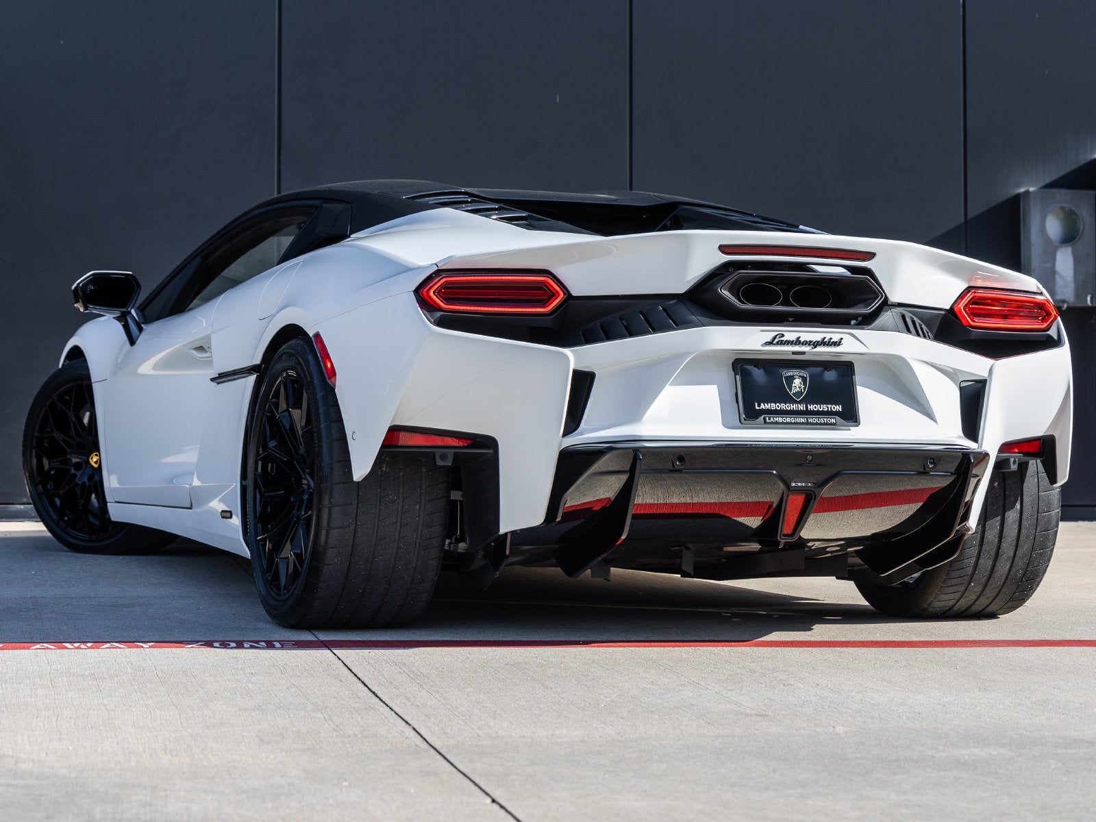 2026 Lamborghini Temerario Base