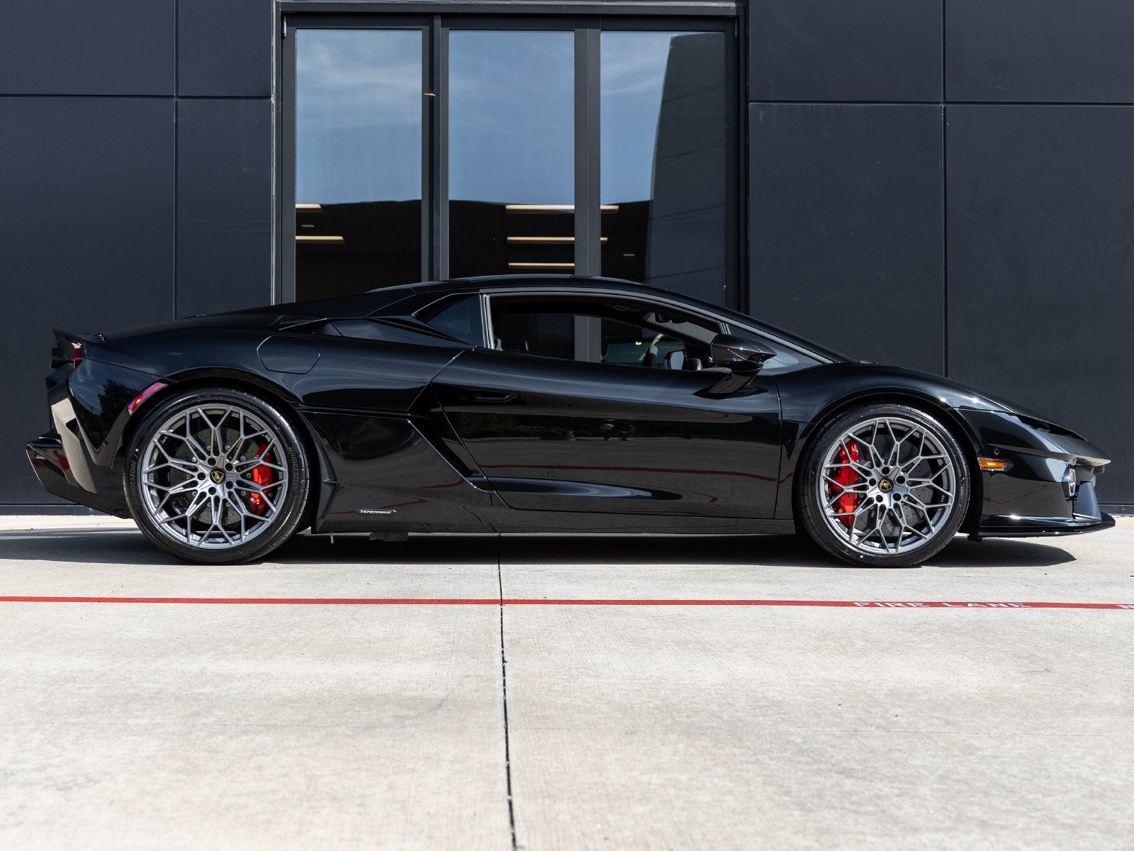 2026 Lamborghini Temerario Base