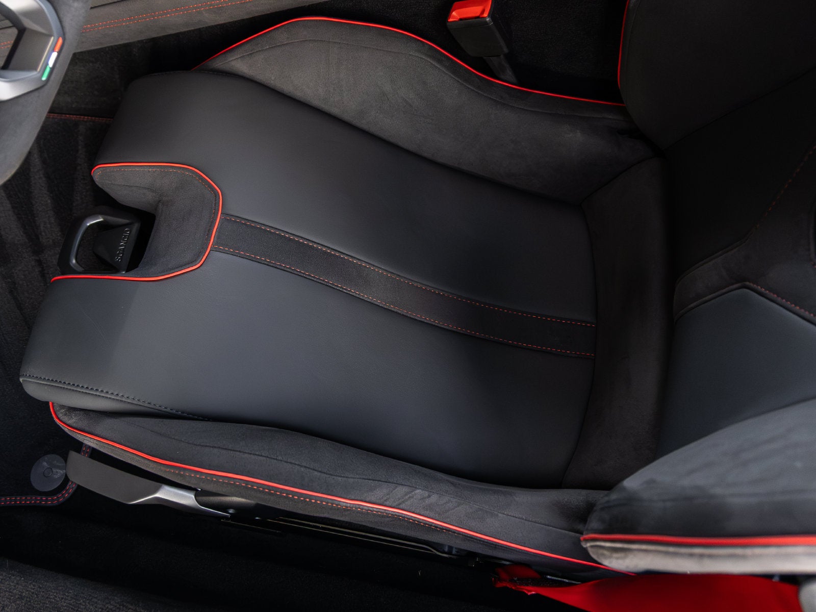 2026 Lamborghini Temerario Base