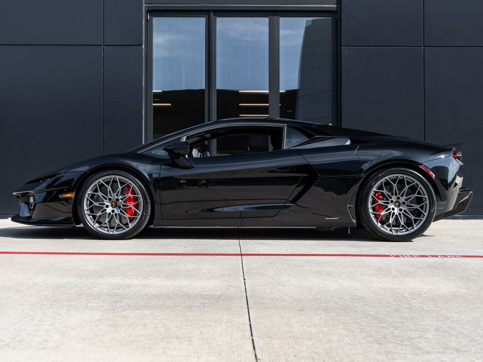 2026 Lamborghini Temerario Base